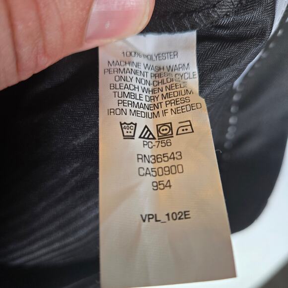 Van Heusen Traveler Dress Pants Mens 40x34 Pleated Classic Fit No Iron Black New - Picture 4 of 9